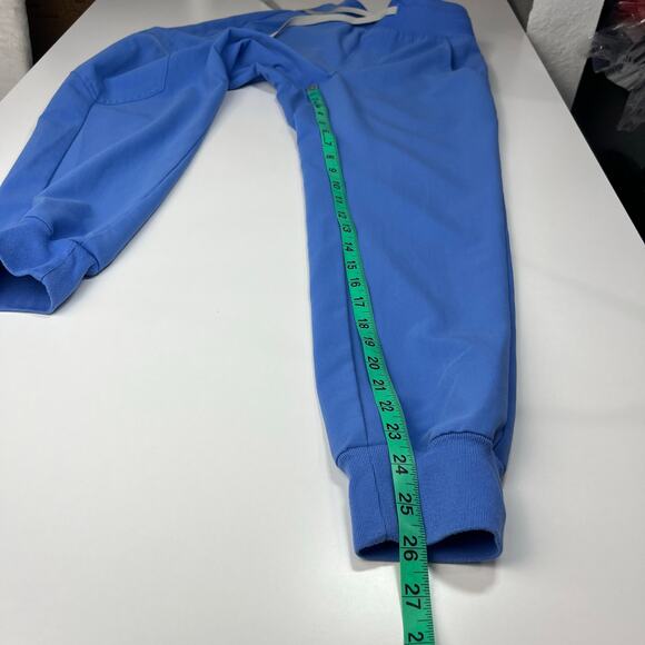 Figs Scrub Set Ceil Blue Zamora Jogger
Pants XSP Catarina Top Size XXS - Picture 11 of 16